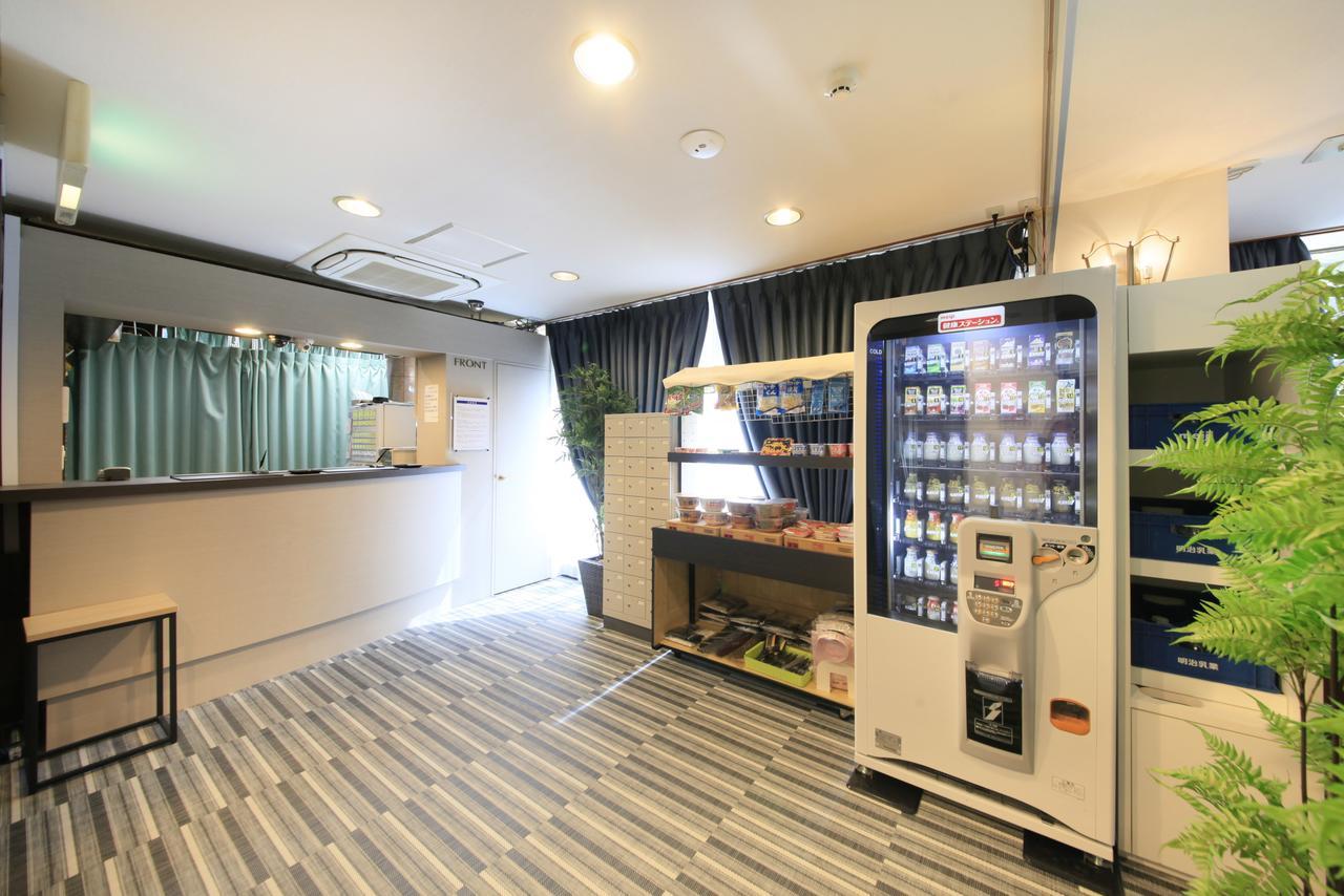 Ueno Station Hostel Oriental Ⅲ Tokio Buitenkant foto